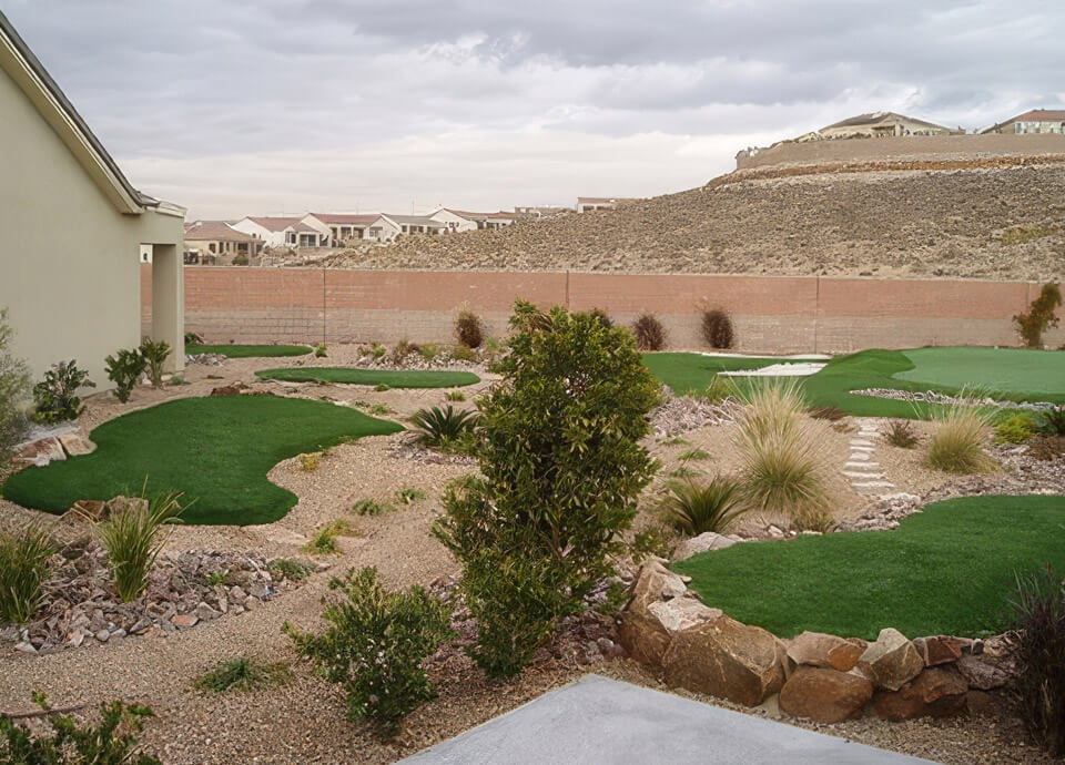 backyard putting and chipping course in Phoenix desert